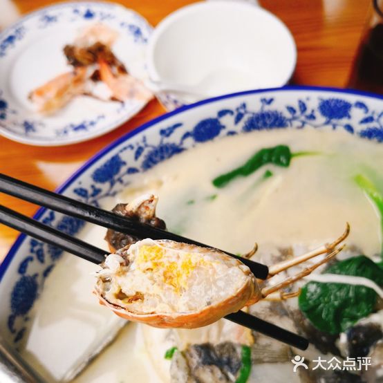 一锅鲜农家菜馆