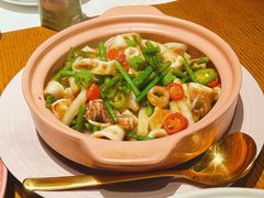 蒜香鱿鱼煲年糕-甜阿姨·天台花园私房菜(万松园店)