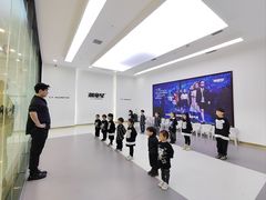 -潮童星少儿模特形体培训(郑州总校)