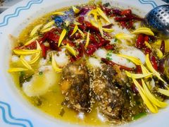 老坛酸菜活鱼-花椒俏川菜小馆(南海万达店)