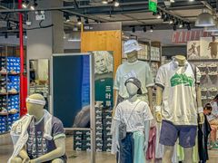 -王府井奥莱临潼小镇(临潼店)