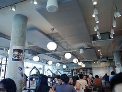 -ROAST coffee & eatery