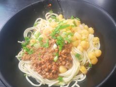 招牌豌杂面-丽影重庆小面(定西路店)