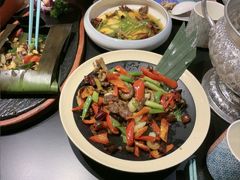 -桥边小楼·手工云南菜·古城观景小楼