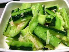 凉拌黄瓜-半天妖烤鱼(海那城店)