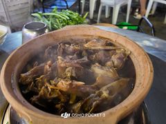 -盐禾堂海南屯昌香草鸭(海润路总店)