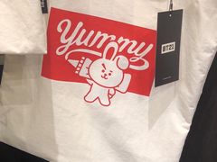 -LINE FRIENDS Garosu-gil Flagship Store