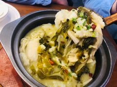 -周鱼小馆石锅酸菜鱼(活力汇店)