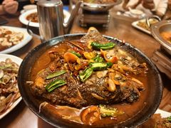 地锅大鱼头-华顺土菜馆(洪岗路店)