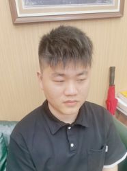 -纯剪男士理发馆·烫染专业店