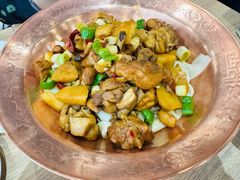 红椒大盘鸡-西部马华清真兰州牛肉面·烧烤夜市(广渠门店)