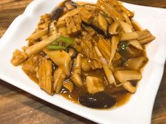 红烧素三鲜-海荣锅贴馆(五味十字店)