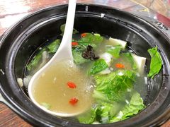 -汉阴白火石汆汤