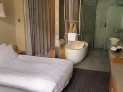 -广州卡丽酒店(大金钟路地铁站店)