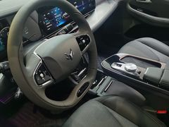 -ARCFOX极狐(世纪金源店)