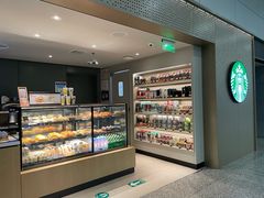 -星巴克(浦东机场T2到达店)