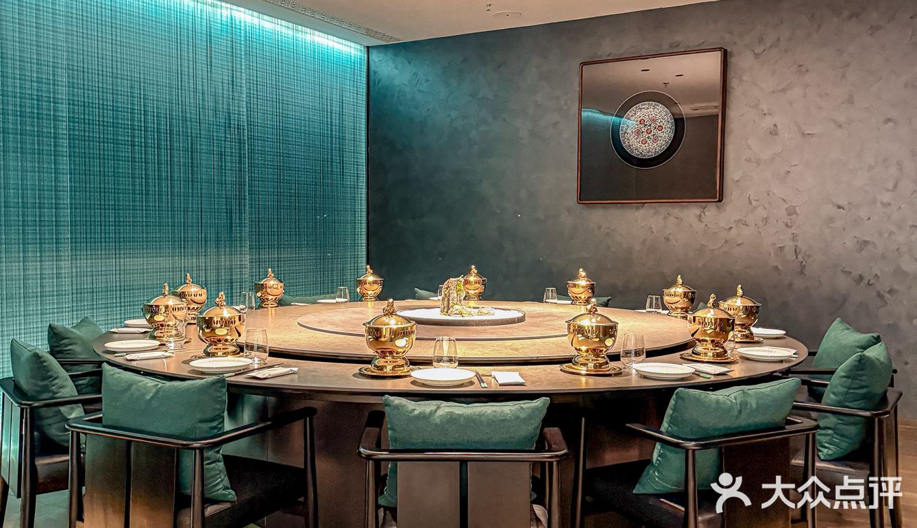 国潮大片级火锅店空降杭州滨江樱花里……