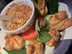 -大头虾越式风味餐厅(光明广场店)