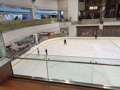 -冰纷万象滑冰场(深圳万象城店)