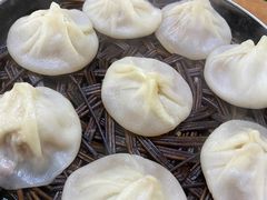 -老字号眼镜子煎包汤包店