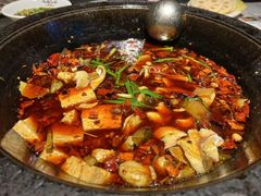炝香红锅-大鱼山房鱼头火锅(老字号品质店)