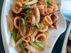 -覃记海鲜美食餐厅