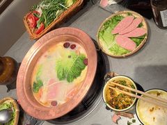 -阿婆情腊排骨火锅·野生菌季(古城旗舰店)