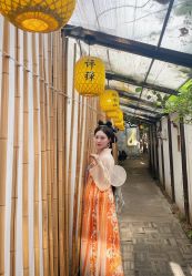 -一揽芳华汉服旗袍体验馆(拙政园店)