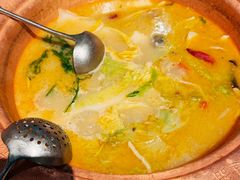 腊排骨土鸡双拼火锅-阿婆情腊排骨火锅·野生菌季(古城旗舰店)
