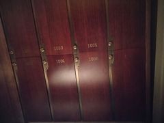 -浅深(世茂滨江精品店)