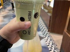 -每日新鲜水果吧(芮欧百货店)