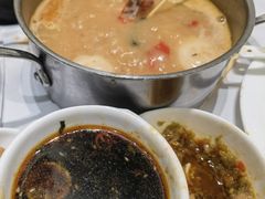 -红鼎豆捞·非遗鲍皇汤火锅(宝丰路店)