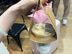 -星巴克(南京南站北夹层店)