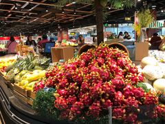 -中百仓储超市有限公司(越秀星汇维港店)
