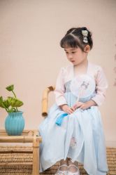-蒙娜丽莎婚纱摄影(优质商家)