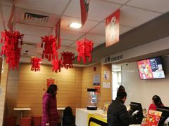 -麦当劳(乳山路店)