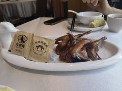 红烧乳鸽-光明招待所(邦凯科技园店)