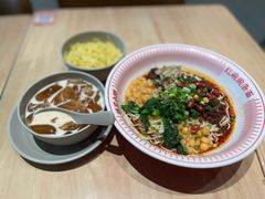 -遇见小面(站西路店)
