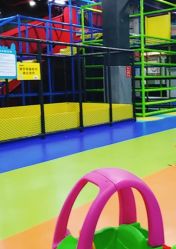 -蹦贝运动中心·蹦床·攀岩·闯关(龙岗店)