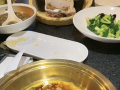 -鲁菜根·泰安菜(万达店)