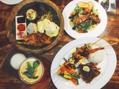 -Pundi Pundi Restaurant