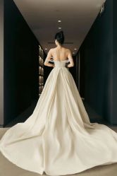 -Vera Wang婚纱礼服旗舰店