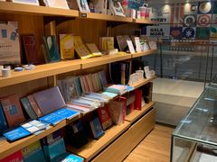 -百新书局(尚悦湾店)