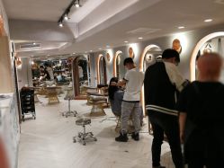 -苏豪路易士·嘉玛发廊