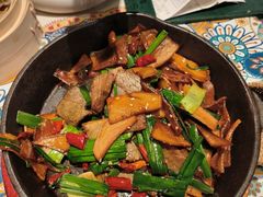 -云海肴·汽锅鸡·云南菜(天山百盛优客店)