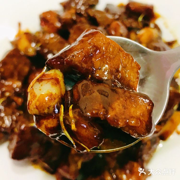 鲜嫩多汁的黑椒蒜香牛肉粒，做法竟如此简单❗️