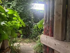 -斯多格书乡(北京大学畅春园店)