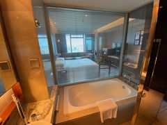 -上海龙之梦万丽酒店