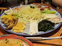 -周小明火锅(黑金冠社区店)