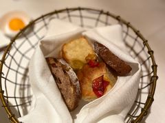 -Mogul Eatery·大亨餐酒馆
